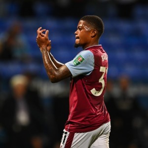 罗马诺：在与埃梅里一起做出决定后，维拉今天通知罗马召回贝利